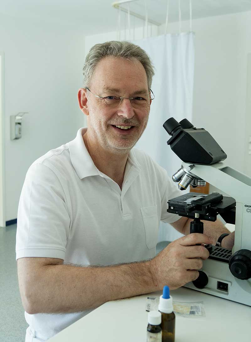 Dr. Berndt Mühlbauer Facharzt für Haut- und Geschlechtskrankheiten